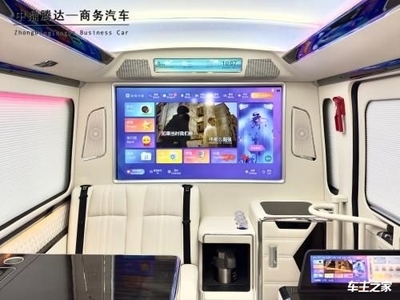 红旗国悦现车充足，北京中鼎腾达改装专业且提供代理年检服务